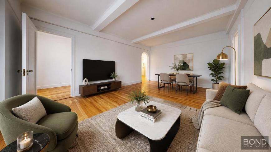 1 Christopher St