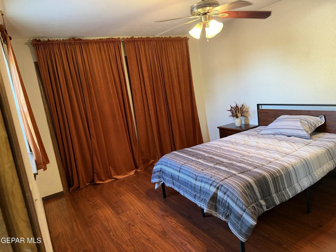 142 Belvidere St #A - Photo 5 of 6