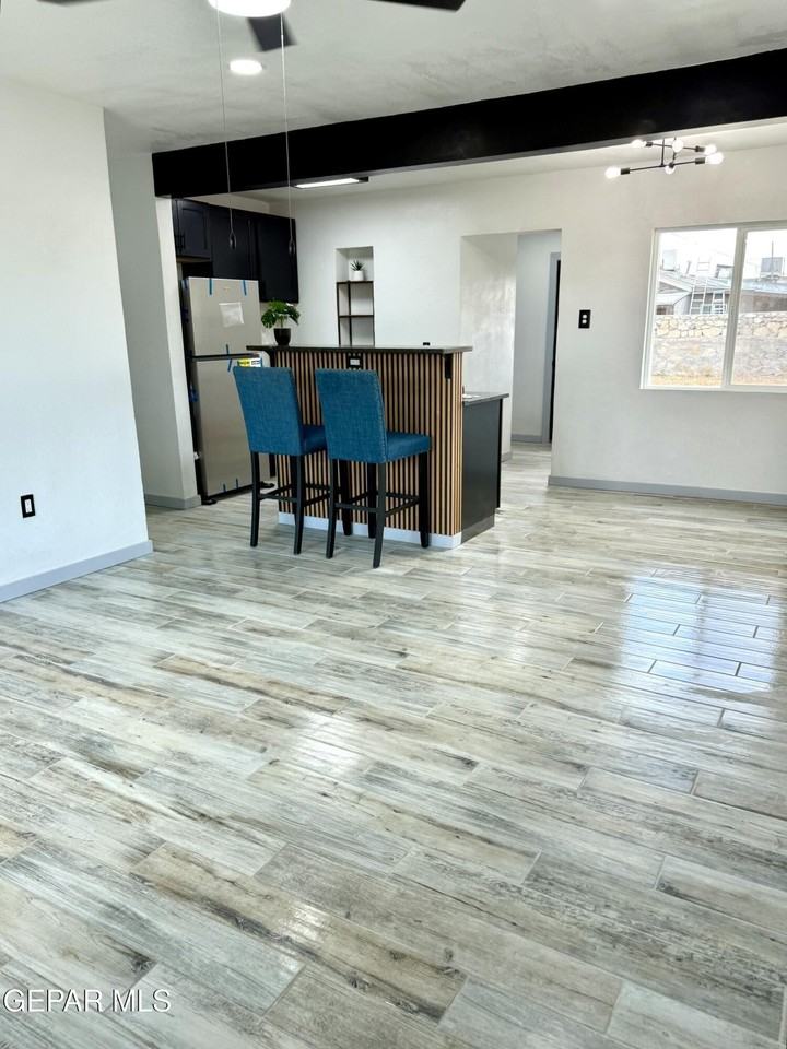 4918 Sierra Madre Dr - Photo 5 of 33