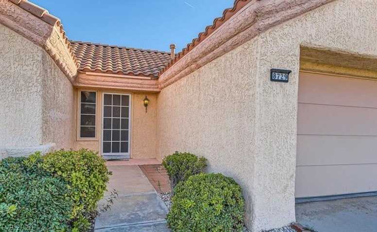 8729 Pennystone Ave - Photo 4 of 22