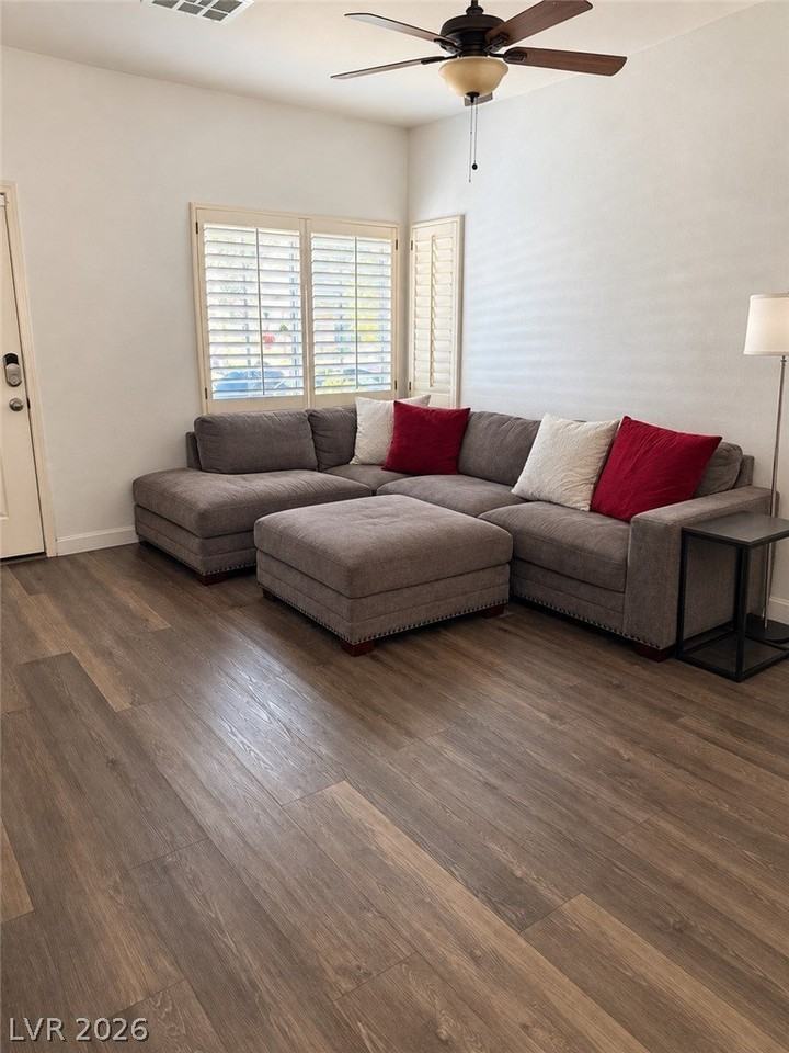 7466 Mariposa Grove St - Photo 2 of 19