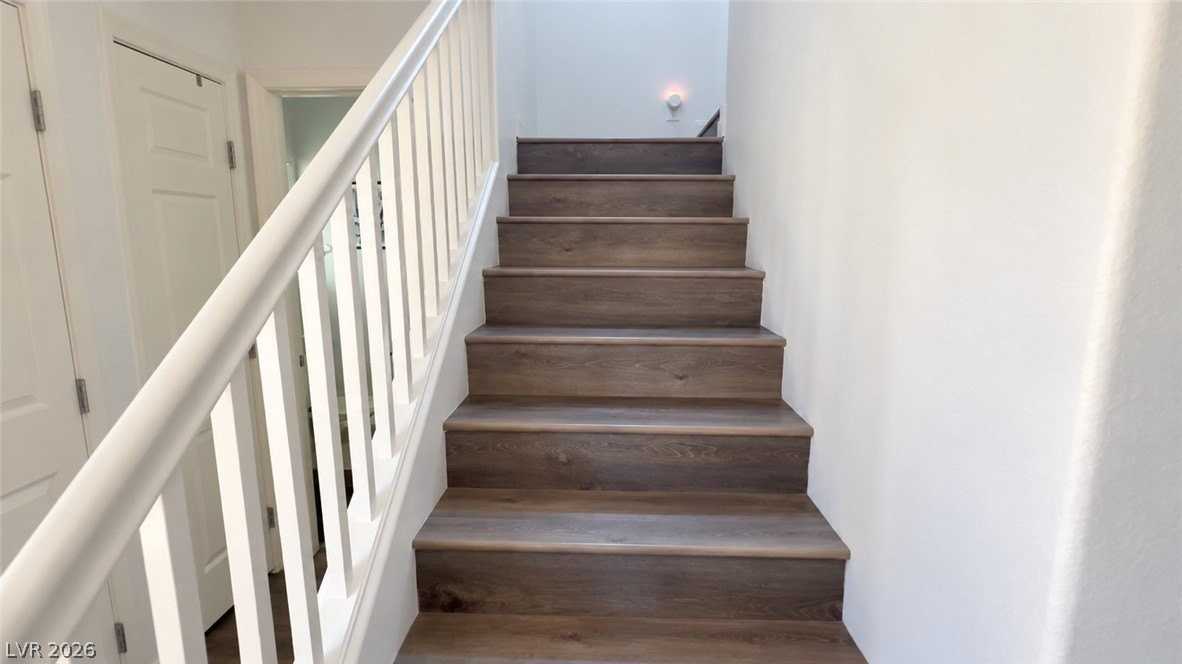7466 Mariposa Grove St - Photo 7 of 19
