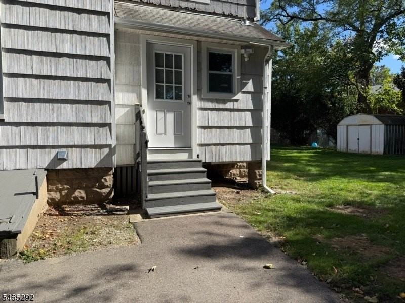32 Willard St - Photo 4 of 27