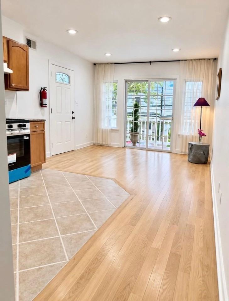 40 Williams Ave #1 - Photo 4 of 12