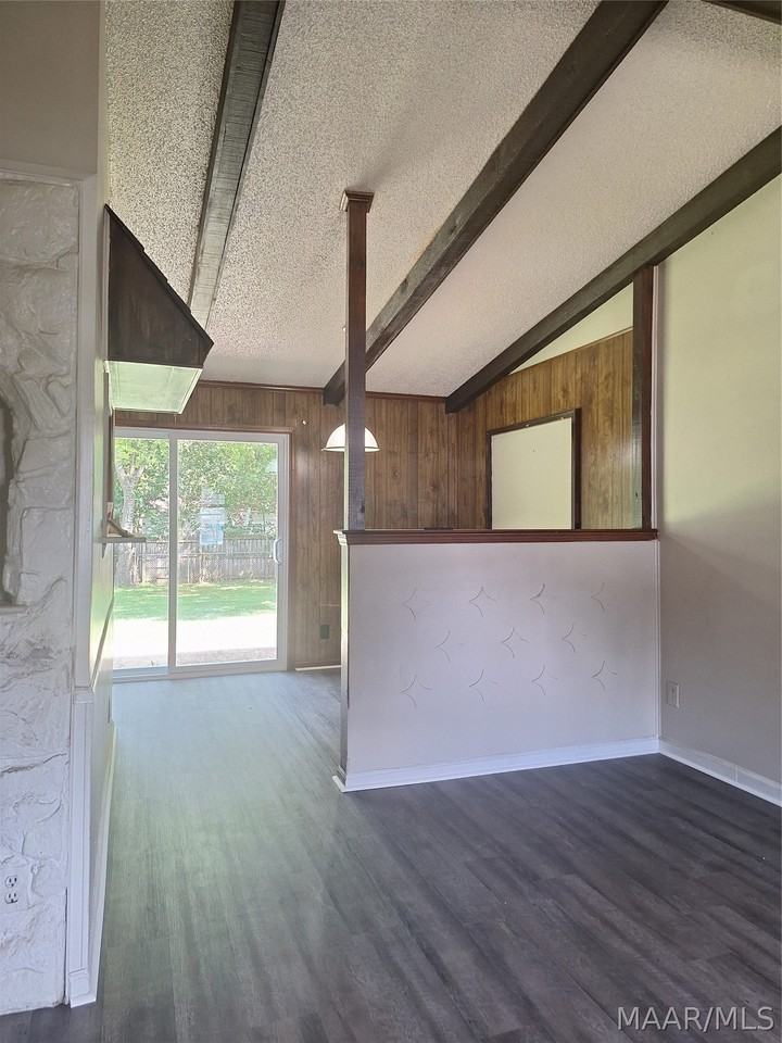 5843 Wares Ferry Rd - Photo 6 of 19