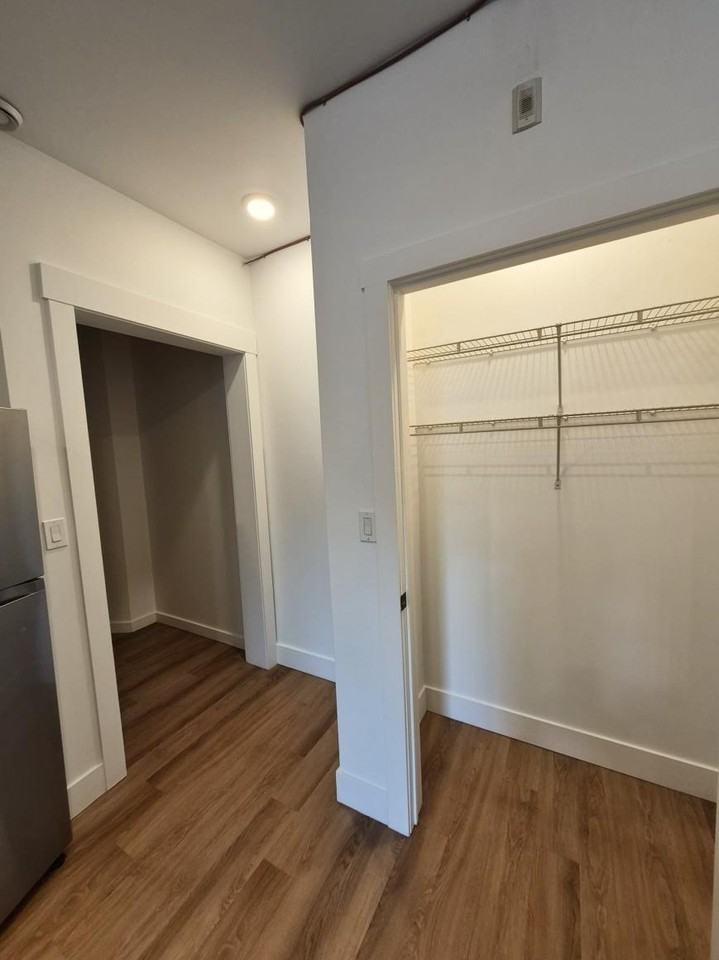 199 Union St - Photo 4 of 8