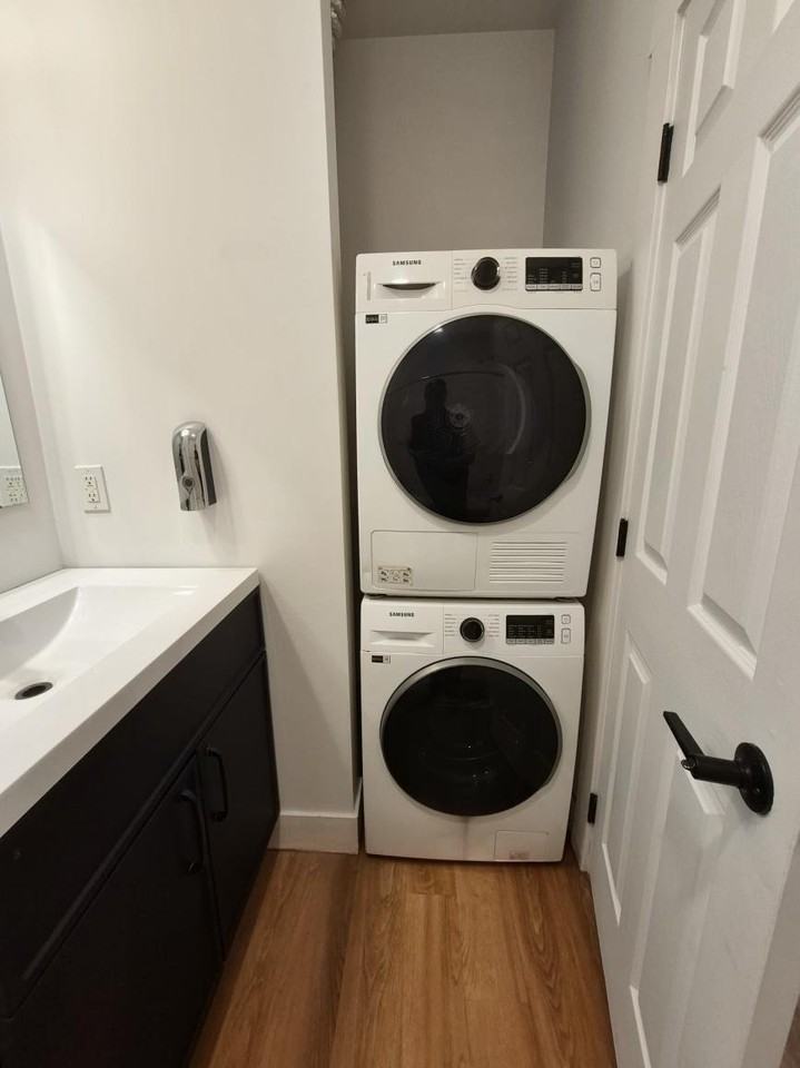 199 Union St - Photo 7 of 8