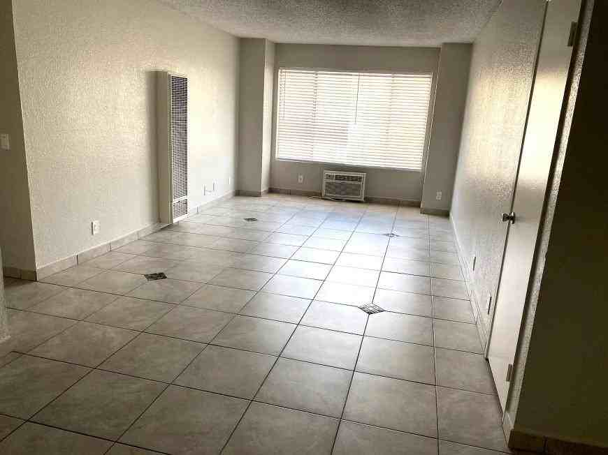 14000 Foothill Blvd - Photo 3 of 10