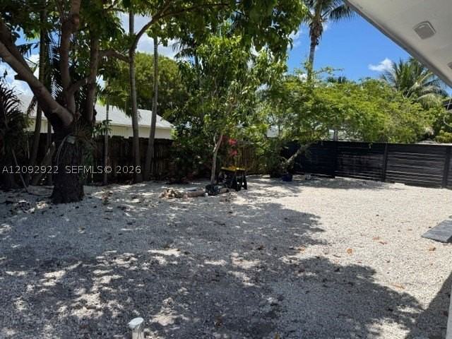 4610 Sw 134th Ave - Photo 4 of 25