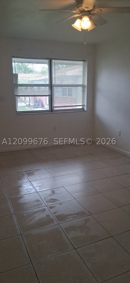 2332 Fillmore St #1 - Photo 5 of 11
