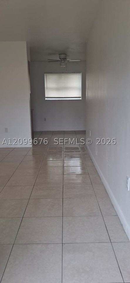 2332 Fillmore St #1 - Photo 6 of 11