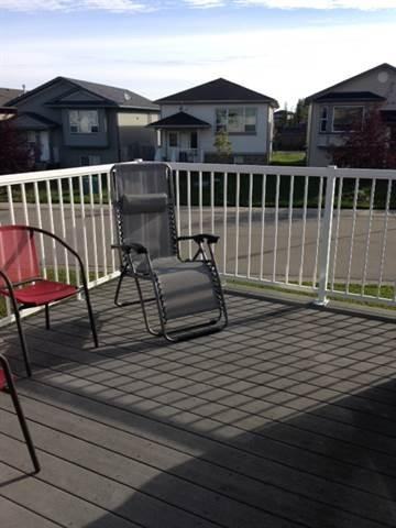 8902 70 Ave - Photo 2 of 10