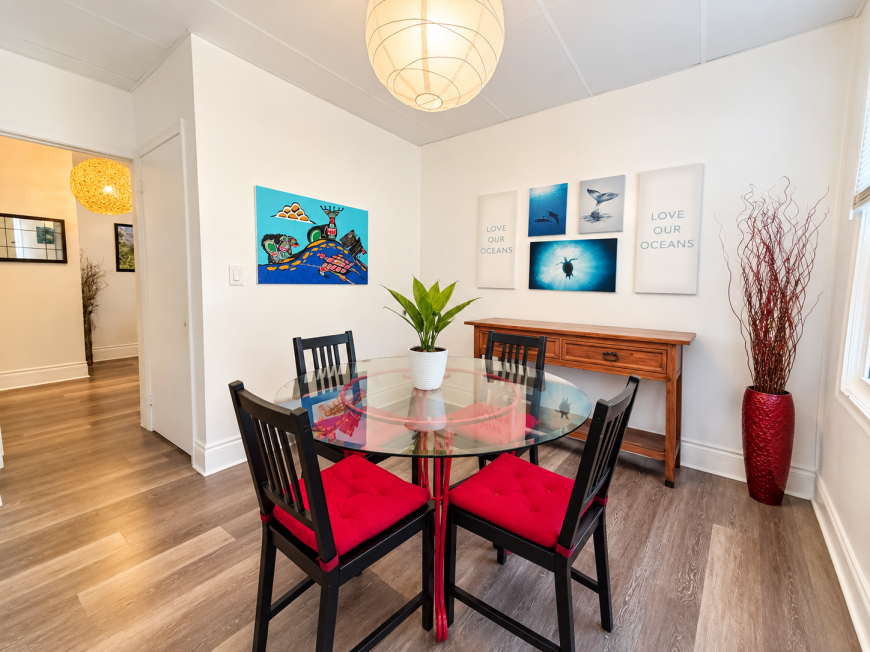 409 Concession St - Photo 4 of 10