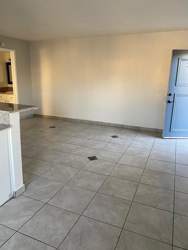 13988 Foothill Blvd - Photo 6 of 9