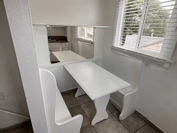 168 1/2 S Avenue 53 - Photo 6 of 8