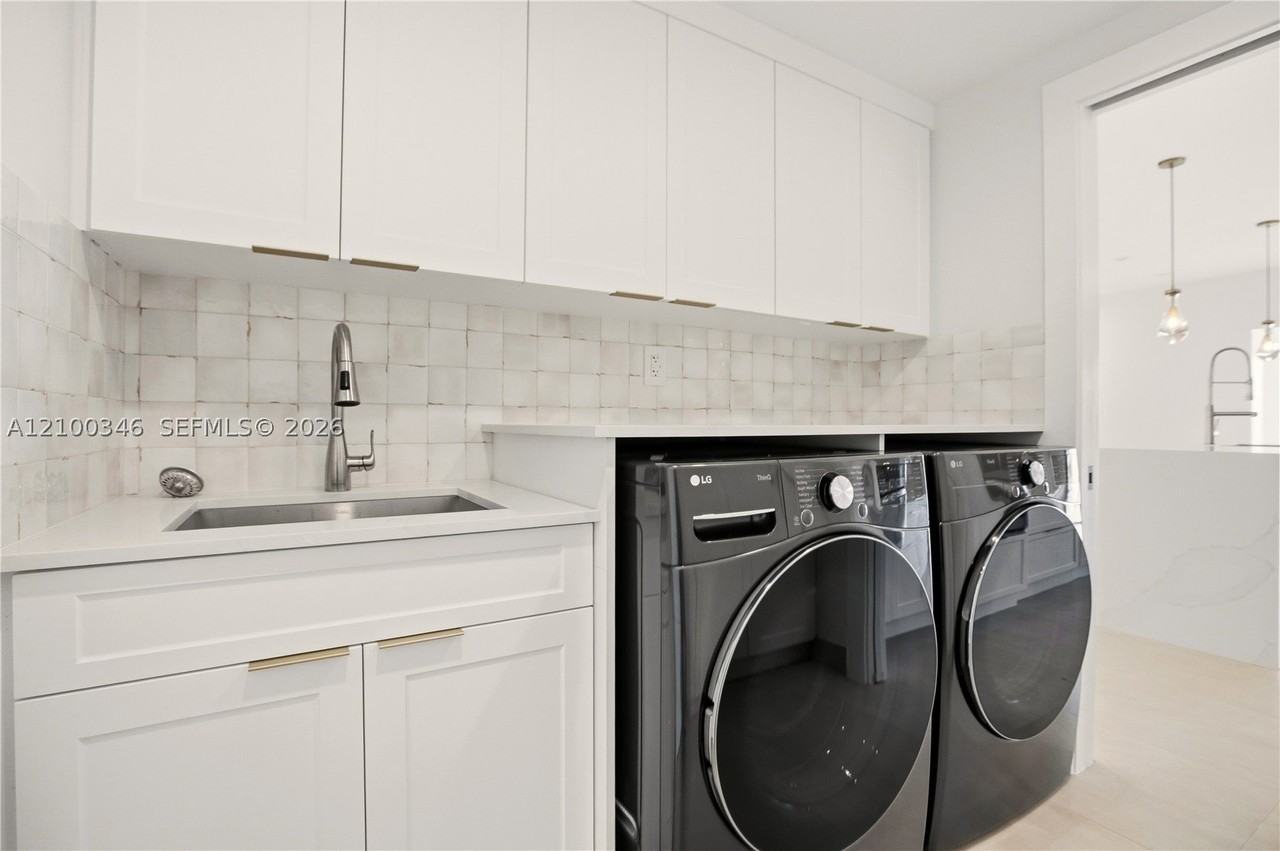 7238 Jacaranda Ln #7238 - Photo 7 of 50