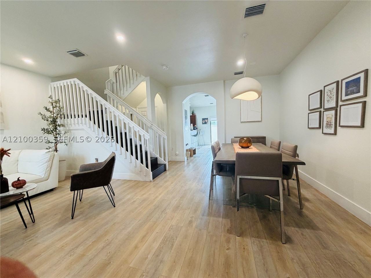 3539 W 89th Pl #3539 - Photo 4 of 26