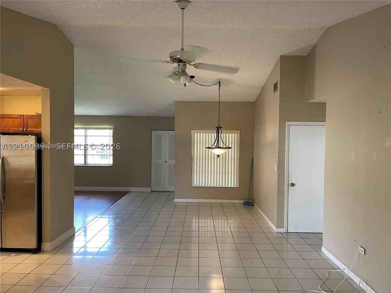 1297 Sw 151st Ave #1297 - Photo 4 of 10