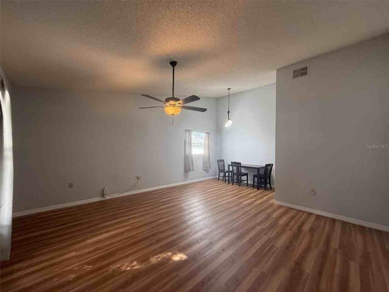 6329 Conductor Ct - Photo 3 of 32