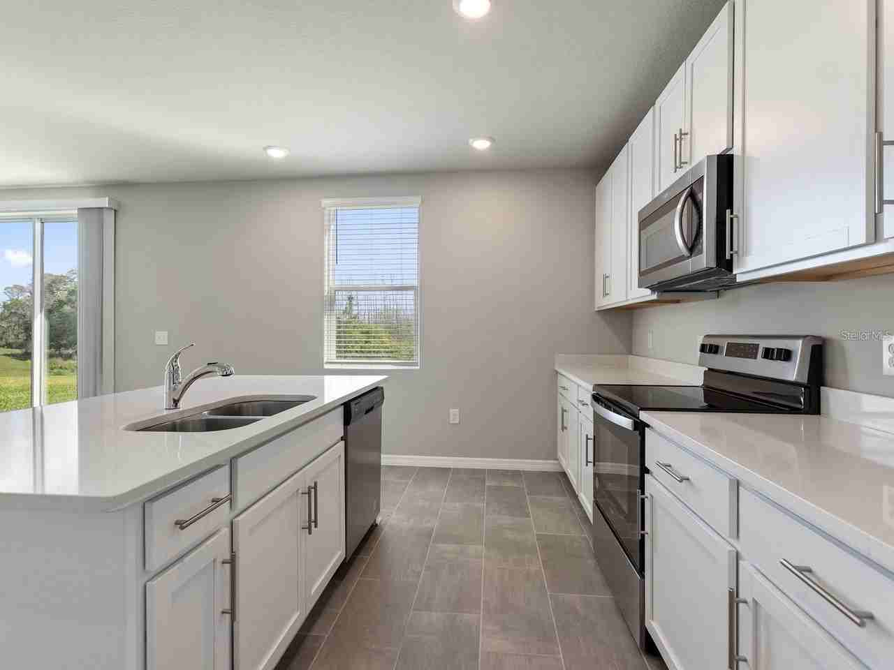 1220 Oak Valley Dr - Photo 2 of 34