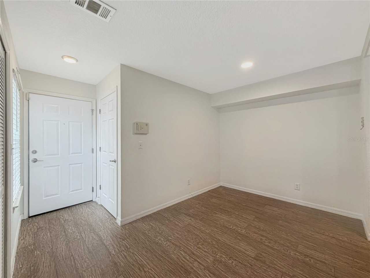 3305 Haviland Ct #101 - Photo 4 of 26
