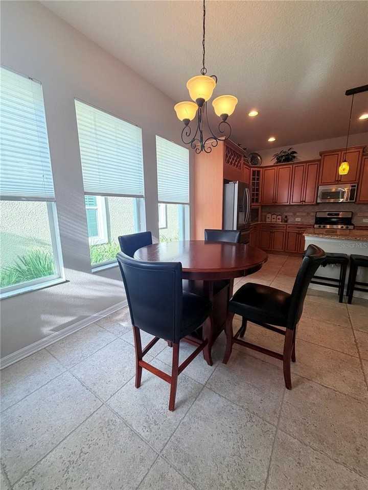 6015 Churchside Dr - Photo 7 of 16