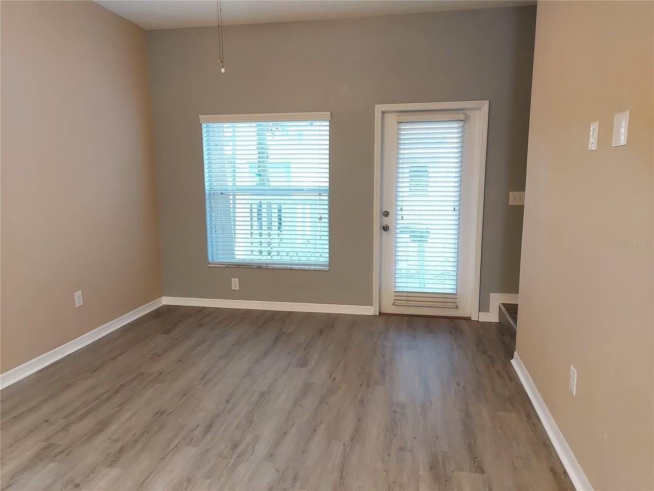 8515 Brushleaf Way - Photo 4 of 28
