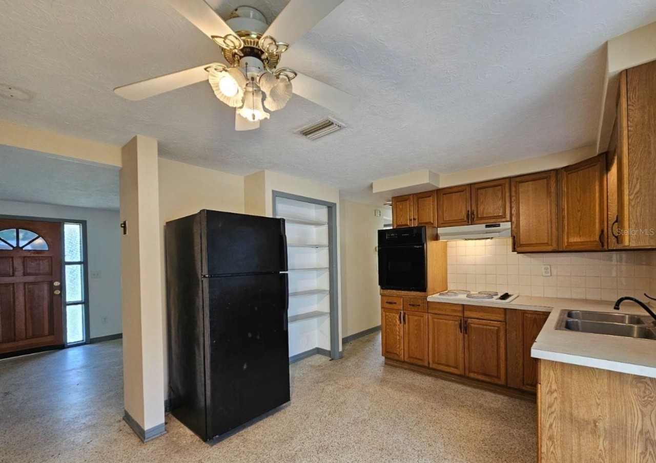 4122 Kibler Ln - Photo 5 of 17
