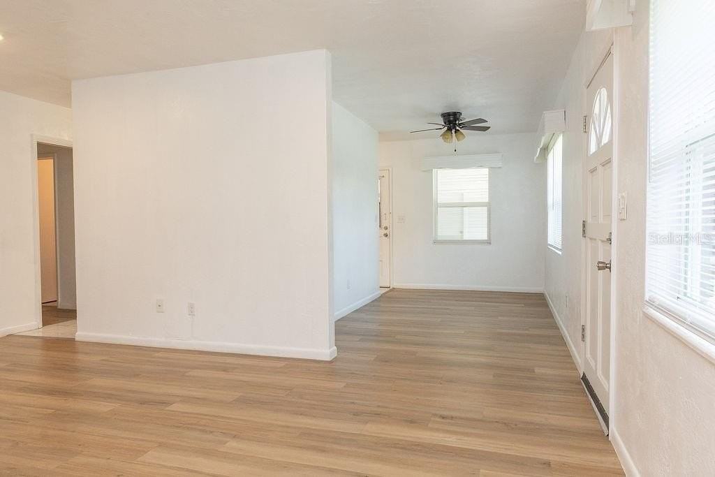 106 N Kentucky Ave - Photo 5 of 18