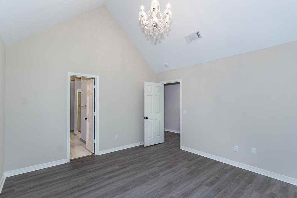 416 Friday Harbour - Photo 3 of 21