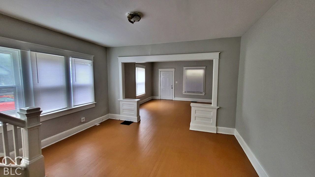 856 N Tacoma Ave - Photo 5 of 19