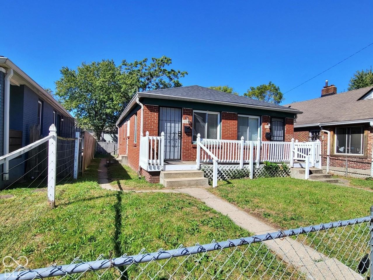 626 N Oxford St - Photo 2 of 13