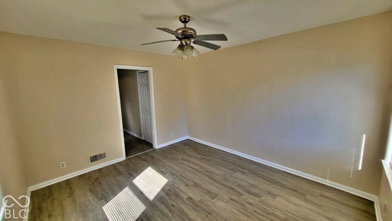 626 N Oxford St - Photo 3 of 13