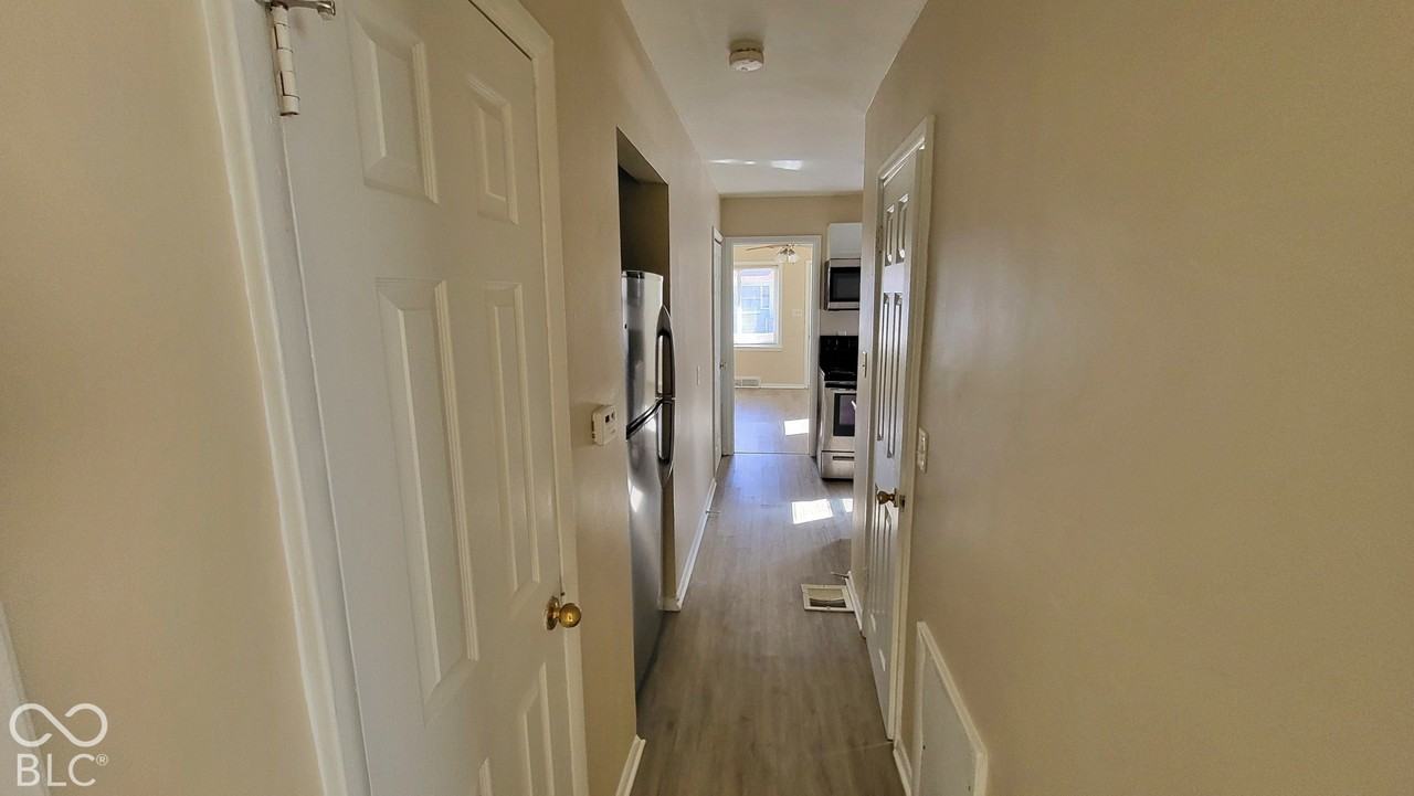 626 N Oxford St - Photo 5 of 13