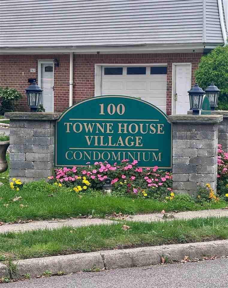 502 Towne House Vlg