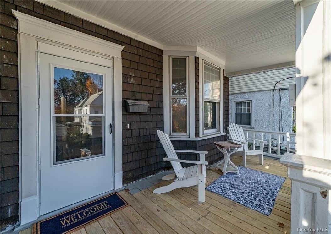 71 Rossmore Ave - Photo 3 of 34