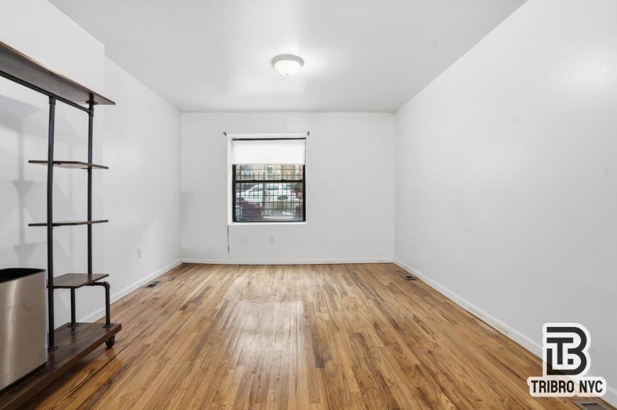 131 W 130th St - Photo 6 of 10