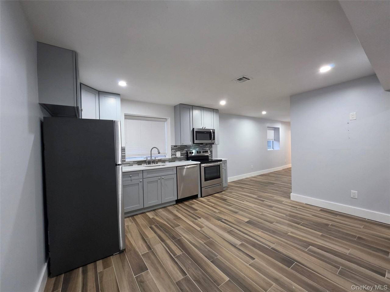 18 Miramar Ave - Photo 6 of 6