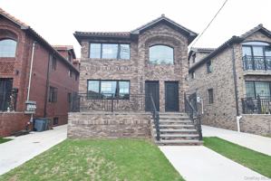 featured image of 3836 215th Pl #1FL