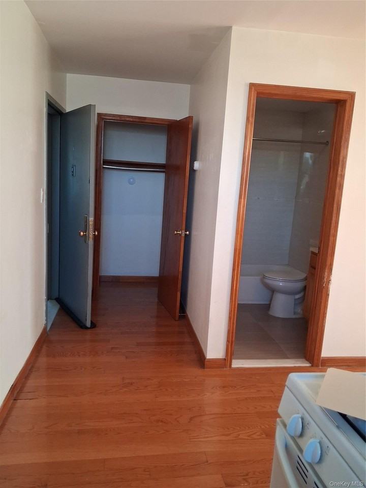 1 Orange Ave #1 - Photo 3 of 11