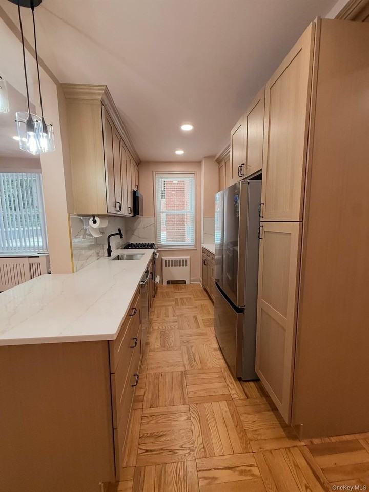 1133 Midland Ave #1B - Photo 3 of 11