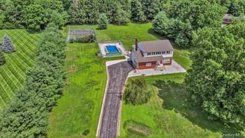 featured image of 6 Kuchler Dr