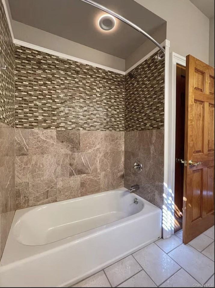 81 Cannon St #2 - Photo 6 of 9
