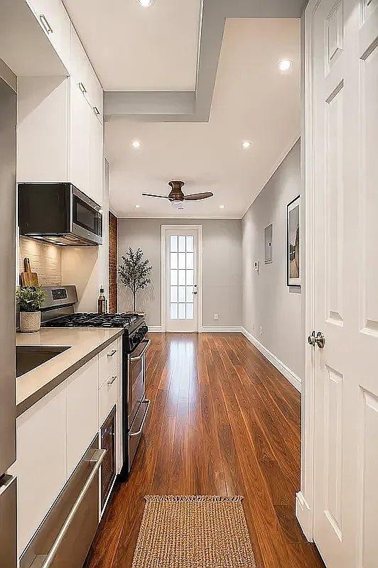 59 Barrow St - Photo 4 of 5