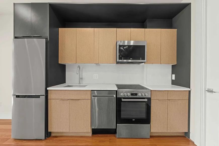 948 New York Ave - Photo 2 of 8