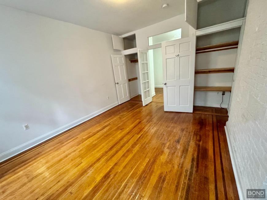 357 W 53rd St - Photo 3 of 6