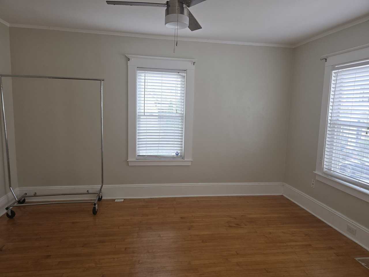 11 Ropes St #1 - Photo 5 of 12