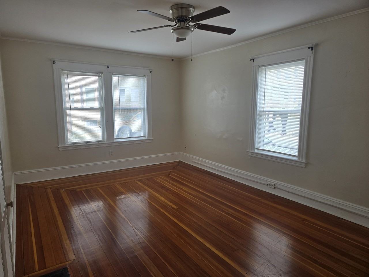 11 Ropes St #1 - Photo 6 of 12