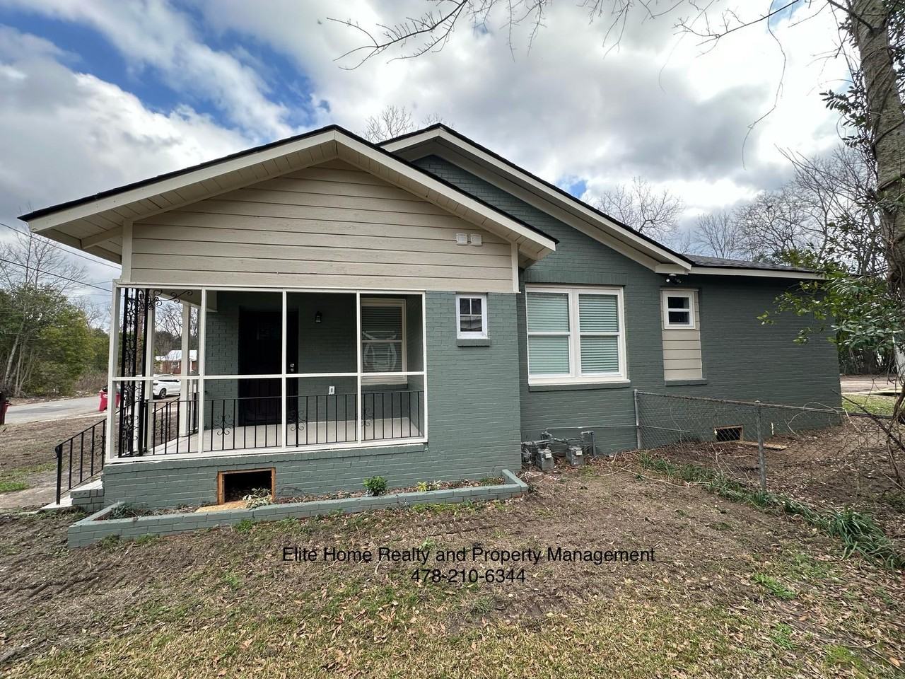 1020 Toombs Street - AUnit A #A - Photo 2 of 23