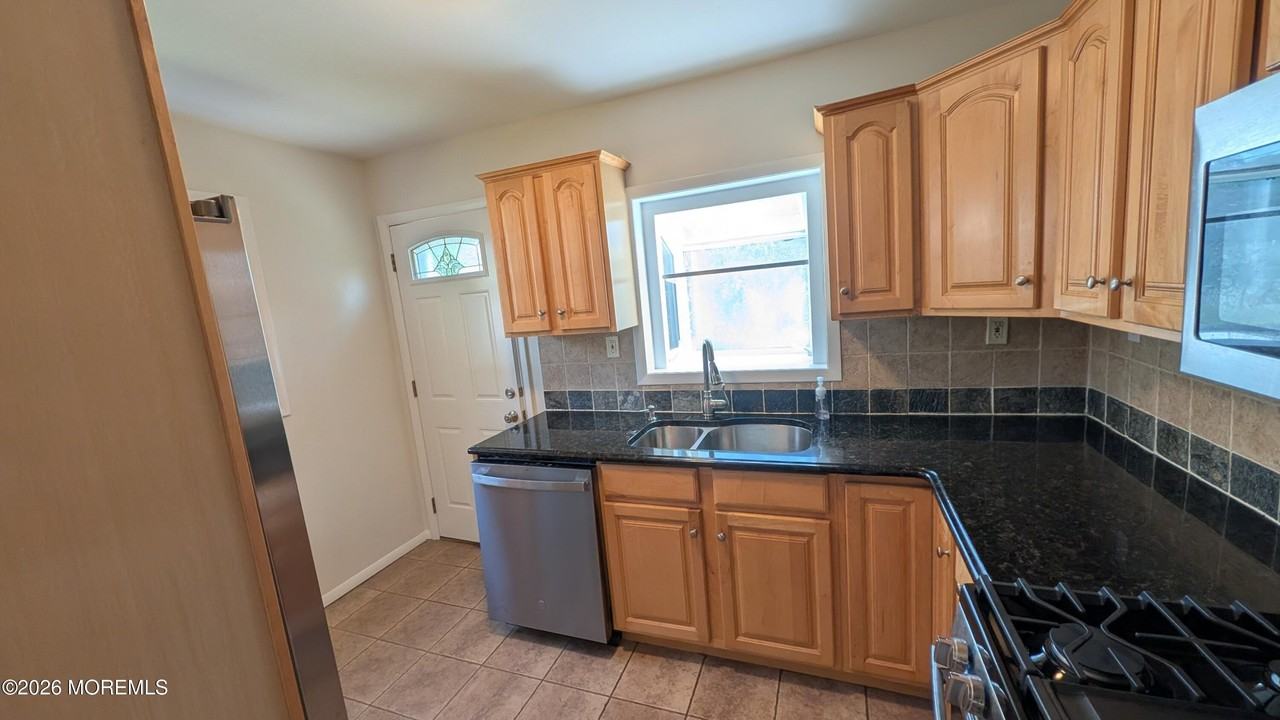 13 Fairview Ln - Photo 5 of 24